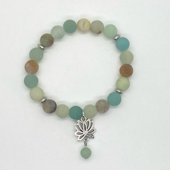 Beaded bracelet-Amazonite beads with silver tone accent beads and lotus charm - Picture 2 of 2